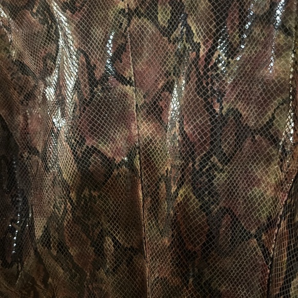 Vintage Wilsons 100% Leather Pelle Studio Snakeskin Blazer Jacket. Size medium - Picture 6 of 6